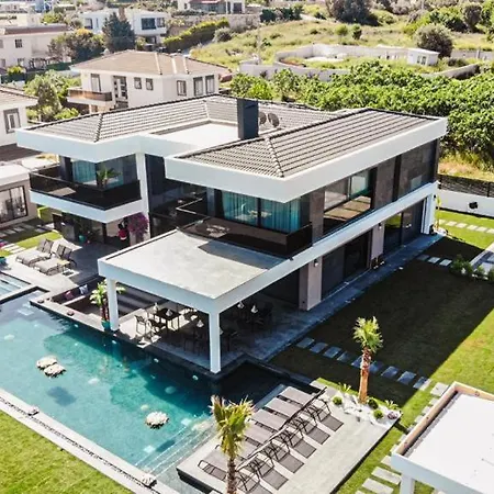 Serife Hanim Konagi 3* Çeşme